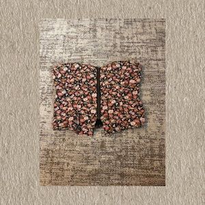 🤍 Urban Outfitters Tube Top Bodice W/ Flowers 🤍